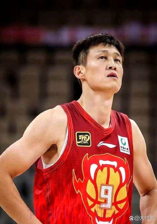 卡巴妙传 周鹏弧顶三分空心入网